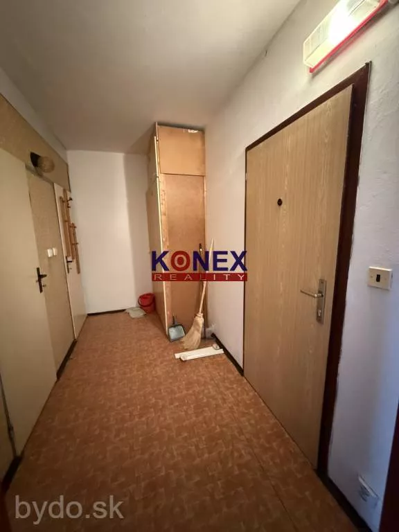 ID-3401 NA PREDAJ – 1 izbový byt s balkónom - MICHALOVCE, 177330_2