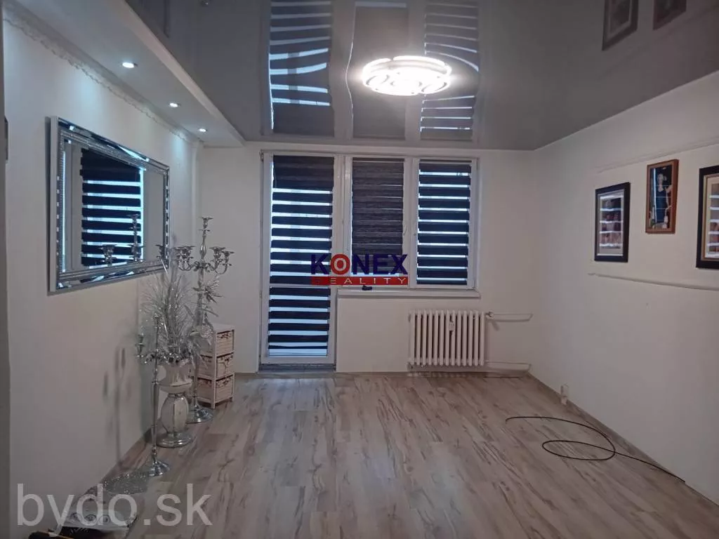 ID-3415 ZREKONŠTRUOVANÝ 2-IZBOVÝ BYT STRÁŽSKE, 177485_0