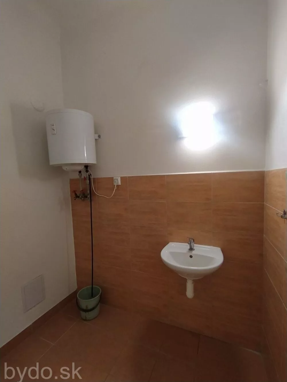 Nájomný dom na predaj 77m2, Šahy, 177871_5