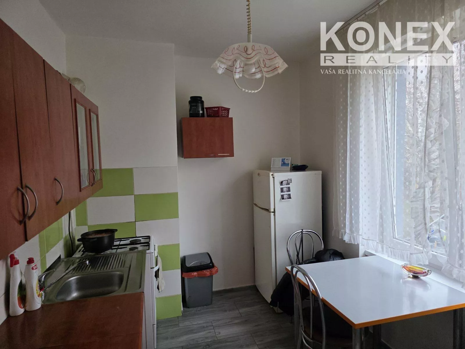 ID-3555 Veľký 2-izbový byt na predaj – Trebišov, 178165_6