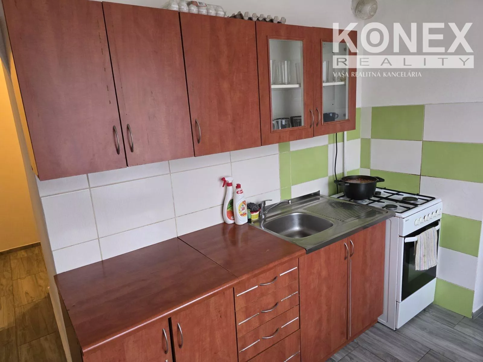 ID-3555 Veľký 2-izbový byt na predaj – Trebišov, 178165_7