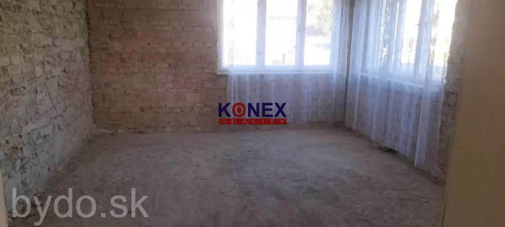 ID-9482 NA PREDAJ Rodinný dom v obci NIŽNÝ HRUŠOV, 178493_5