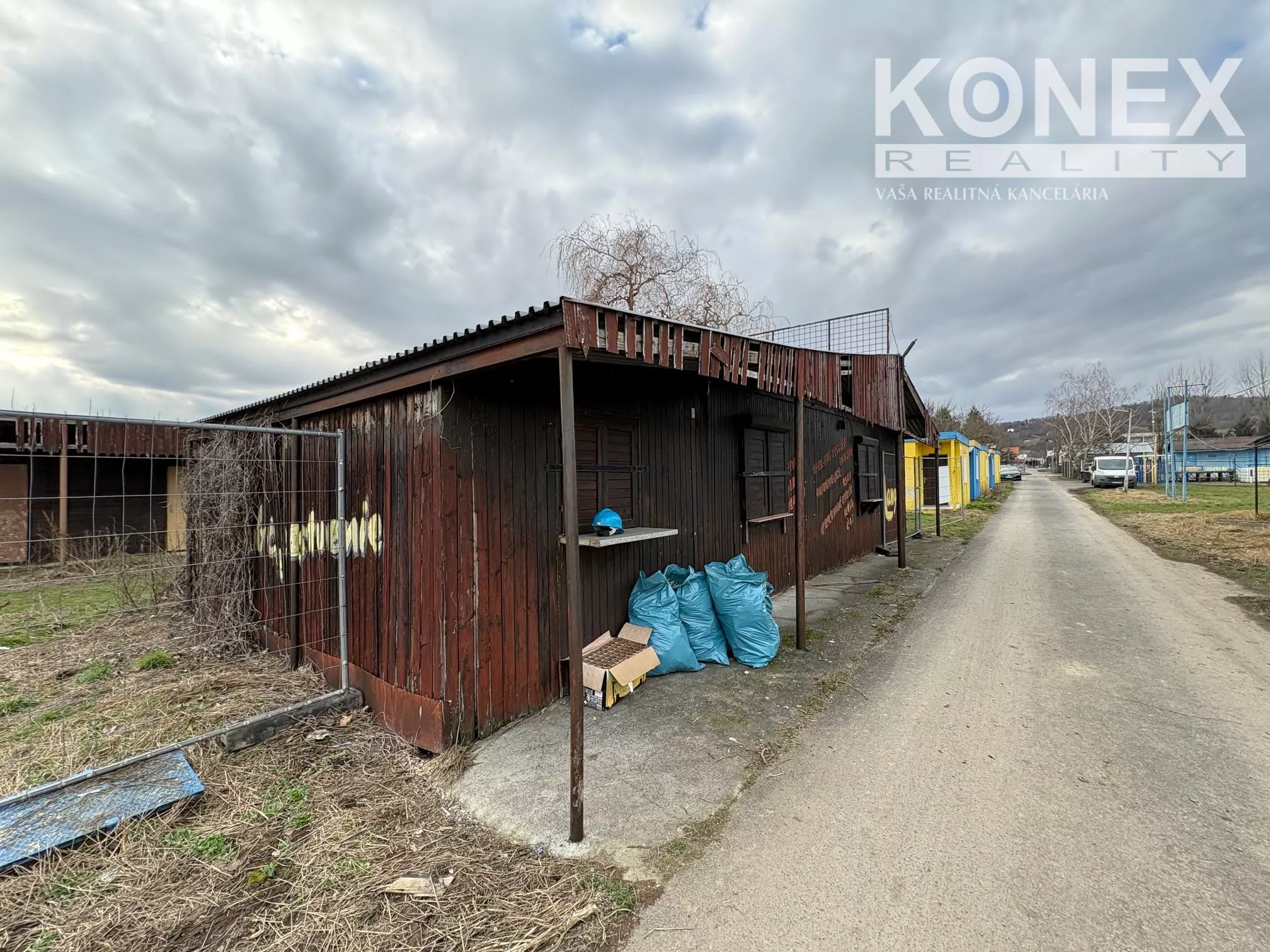 ID-3617 ZAUJÍMAVÁ NOVINIKA - Komplex chatiek - šírava, časť Kaluža, 178601_1