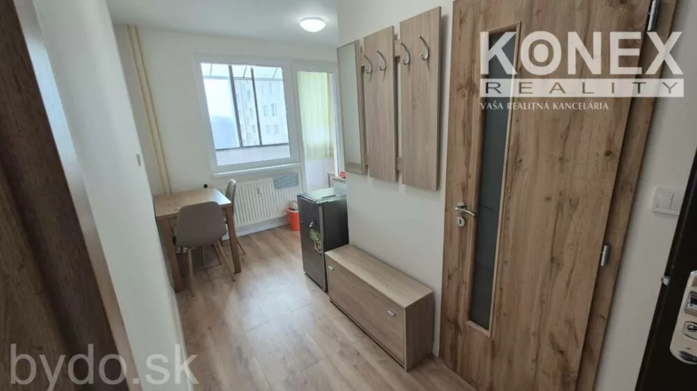 PRENÁJOM Novo-rekonštruovaný 1-izbový byt - Stráňany, 158692_1