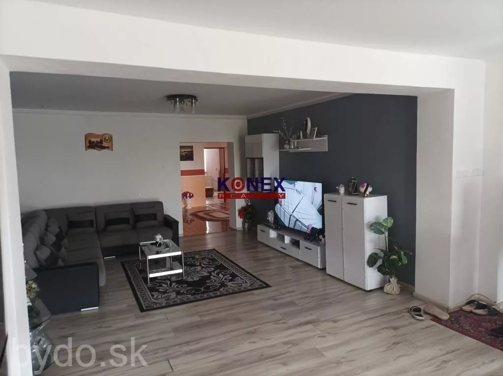 ID-3657 NA PREDAJ! Poschodový štvorec v Sečovciach, 178785_4