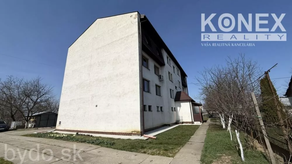 ID-3699 SKVELÁ NOVINKA – Príjemný 2-izbový byt SLAVKOVCE, 179035_1