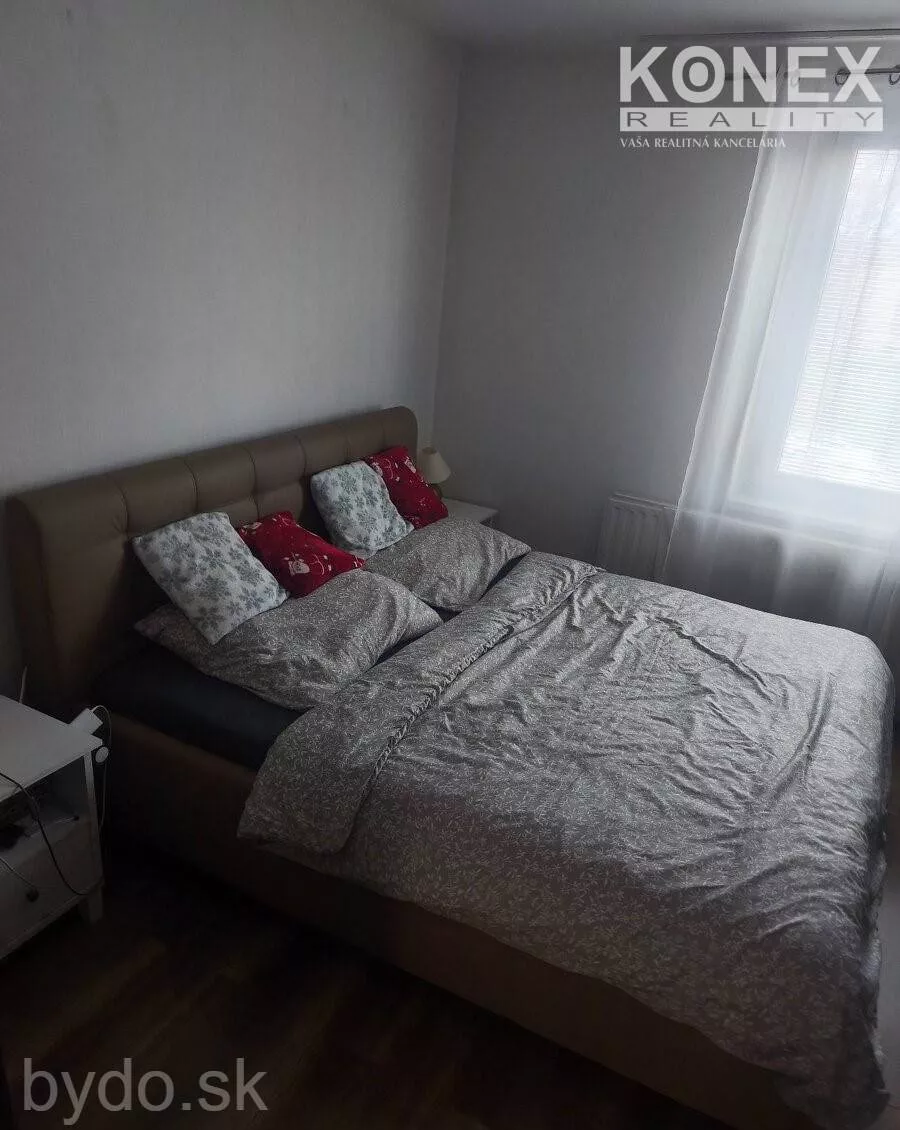 ID-3703 PRIESTRANNÝ 4-izbový byt (104 m2) MICHALOVCE, 179059_7