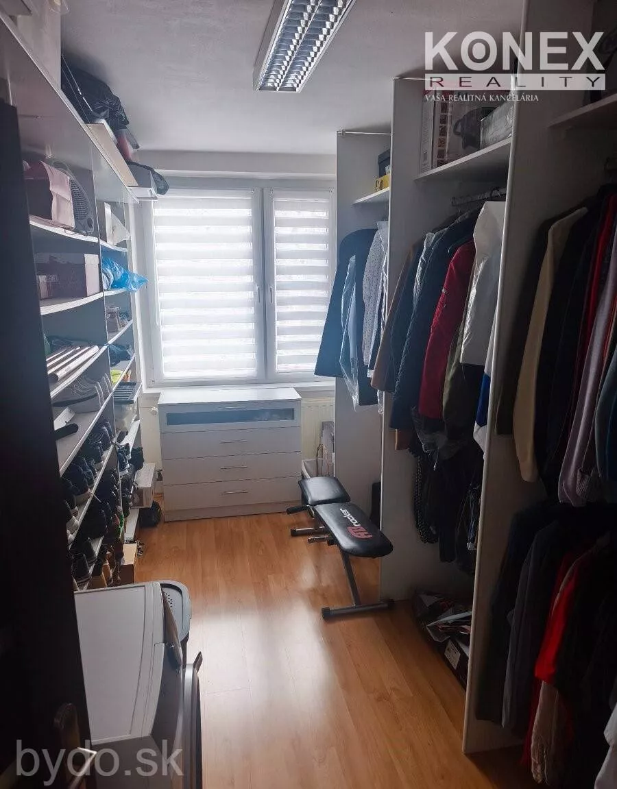 ID-3703 PRIESTRANNÝ 4-izbový byt (104 m2) MICHALOVCE, 179059_8