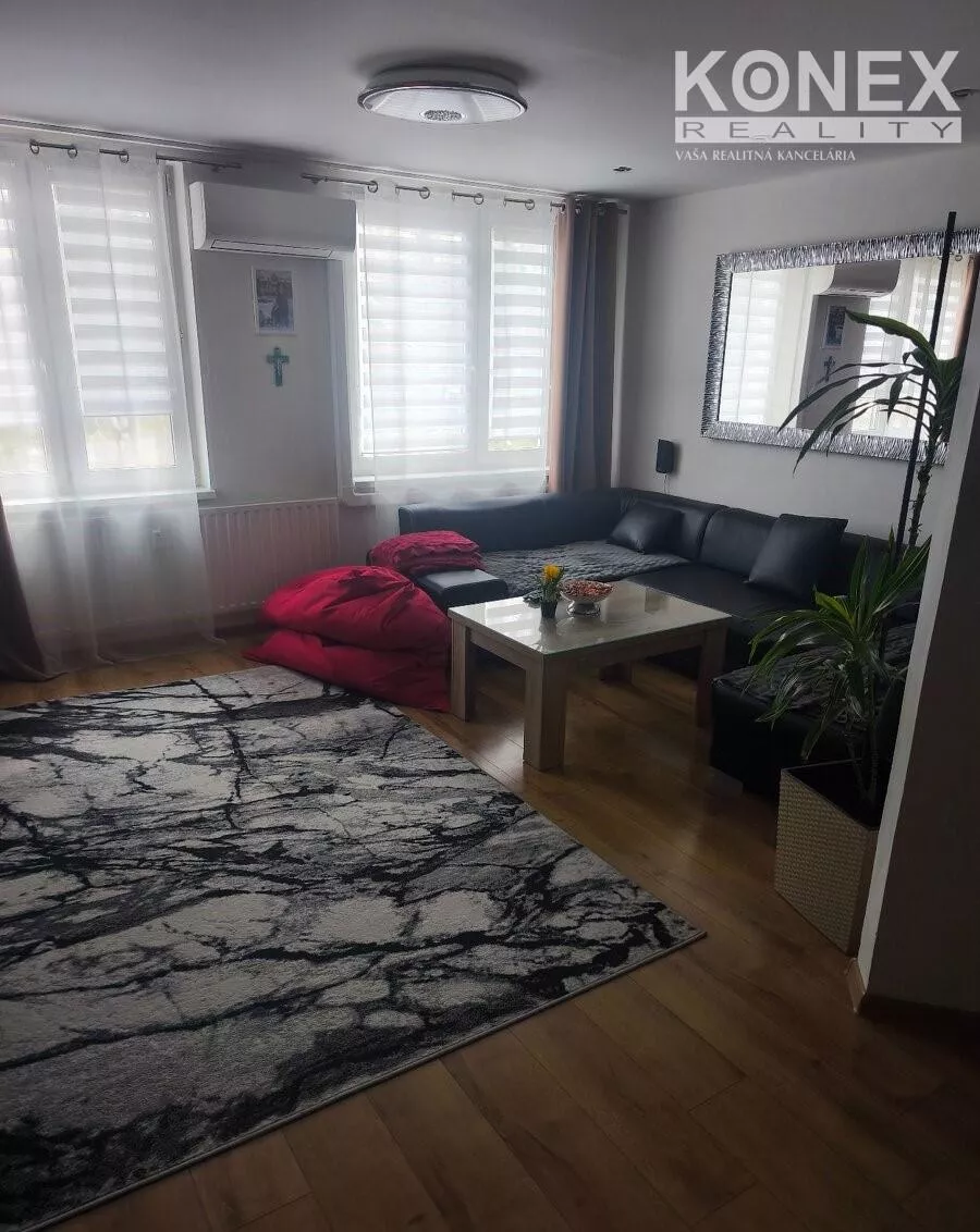 ID-3703 PRIESTRANNÝ 4-izbový byt (104 m2) MICHALOVCE, 179059_11