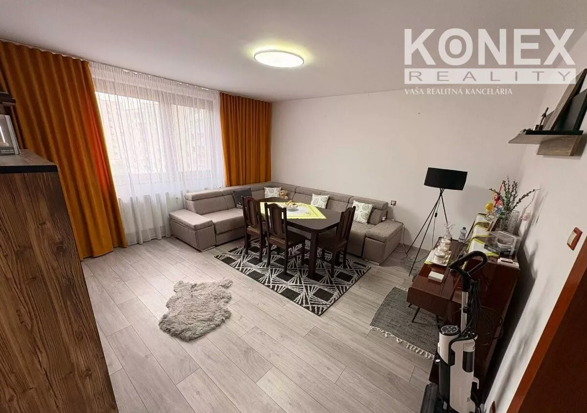 ID-3788 Zrekonštruovaný 3-izbový byt SNINA – Komenského ul., 179440_3