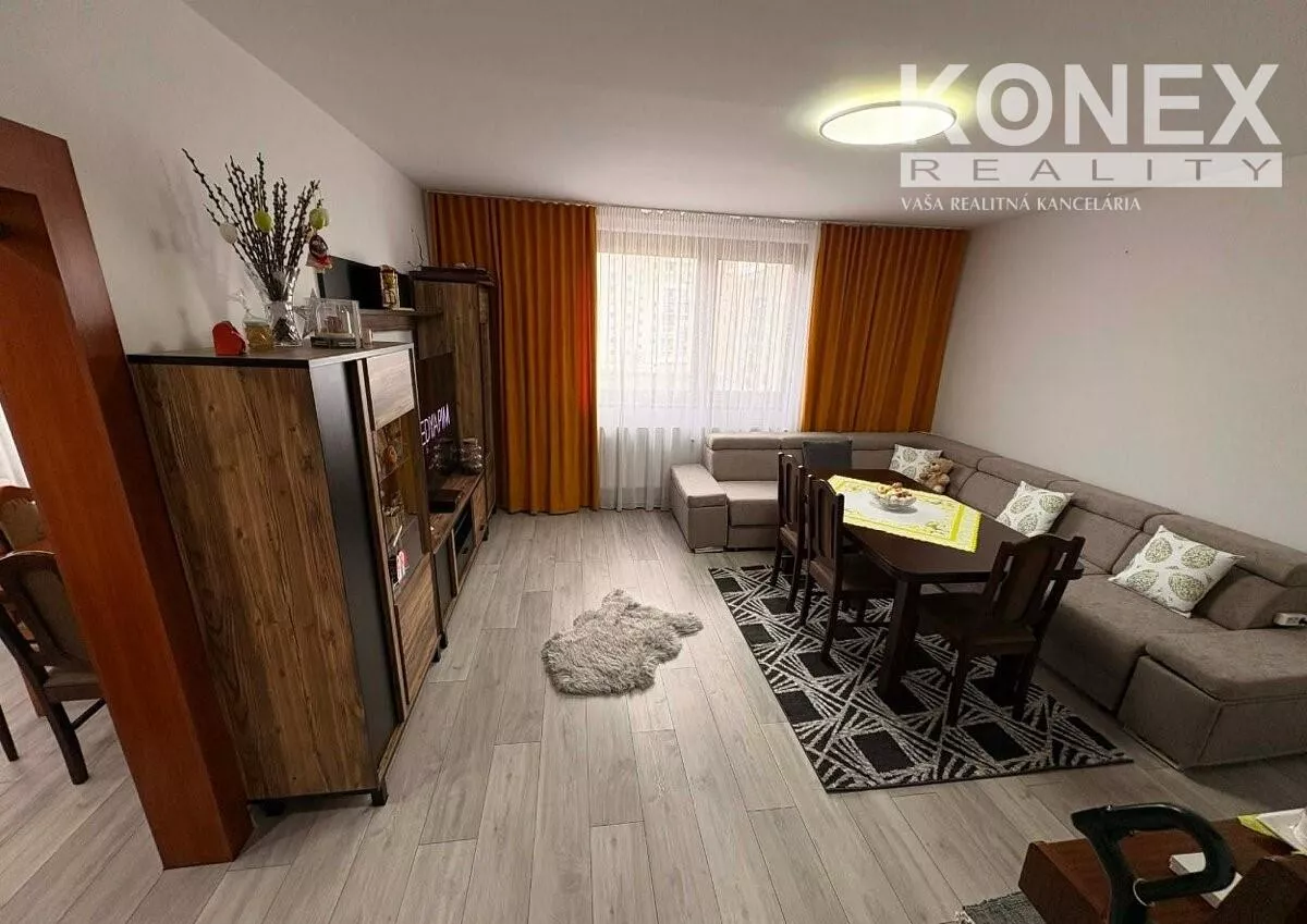 ID-3788 Zrekonštruovaný 3-izbový byt SNINA – Komenského ul., 179440_4