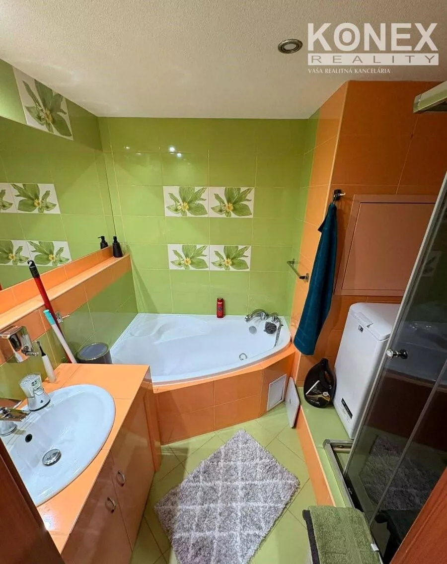 ID-3788 Zrekonštruovaný 3-izbový byt SNINA – Komenského ul., 179440_11