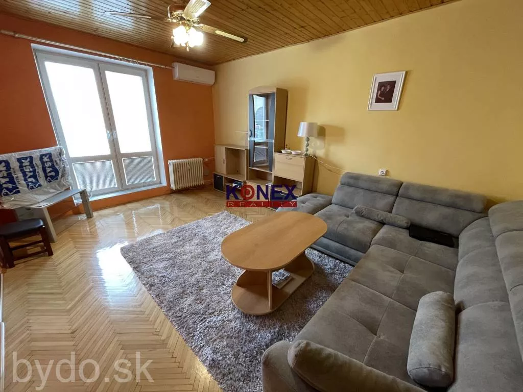 ID-3824 SUPER PONUKA 2-izbový byt pri centre Michaloviec, 179938_0