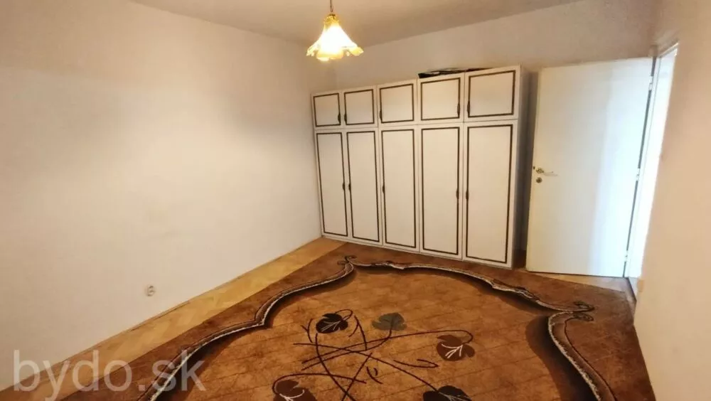 3 izbový byt na predaj 87m2, Nábrežie sv. Cyrila, Prievidza, 180365_2