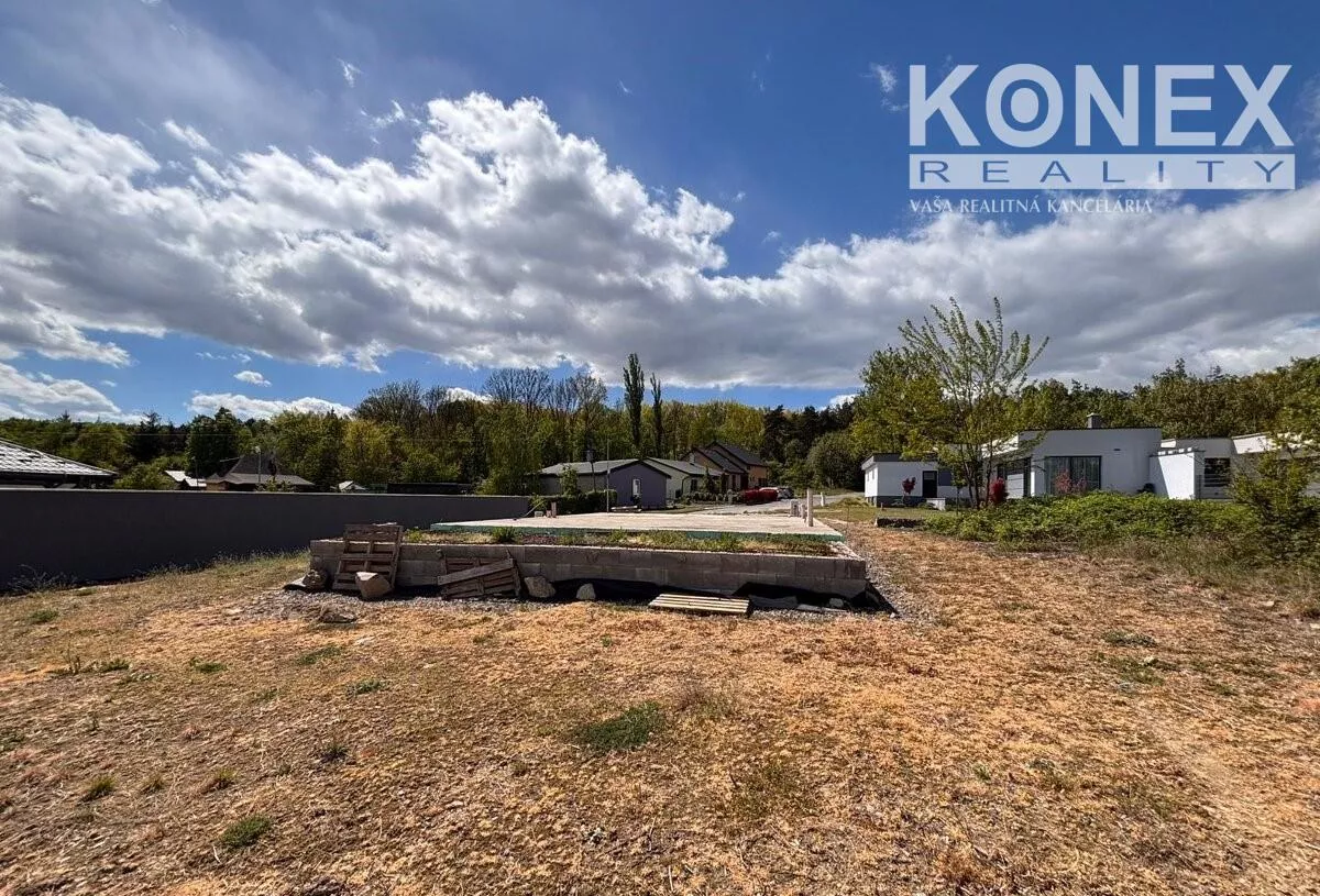 ID-3921 NA PREDAJ POZEMOK na výstavbu – Biela Hora, 180429_0