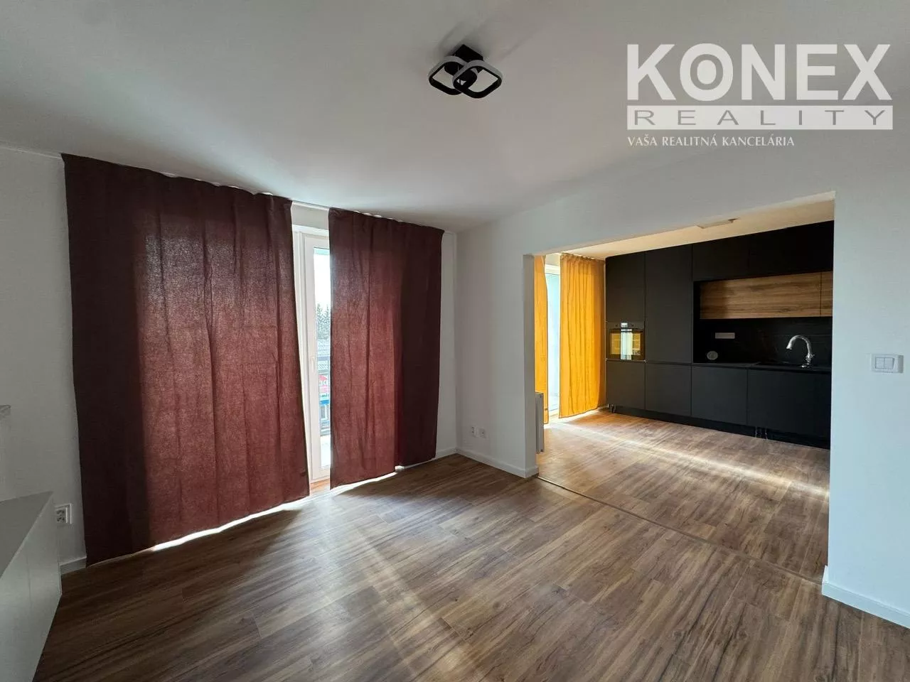 ID-3976 Moderný a kompletne dokončený 4-izbový byt v Rezidencii Slnečnica Trebišov, 180998_11
