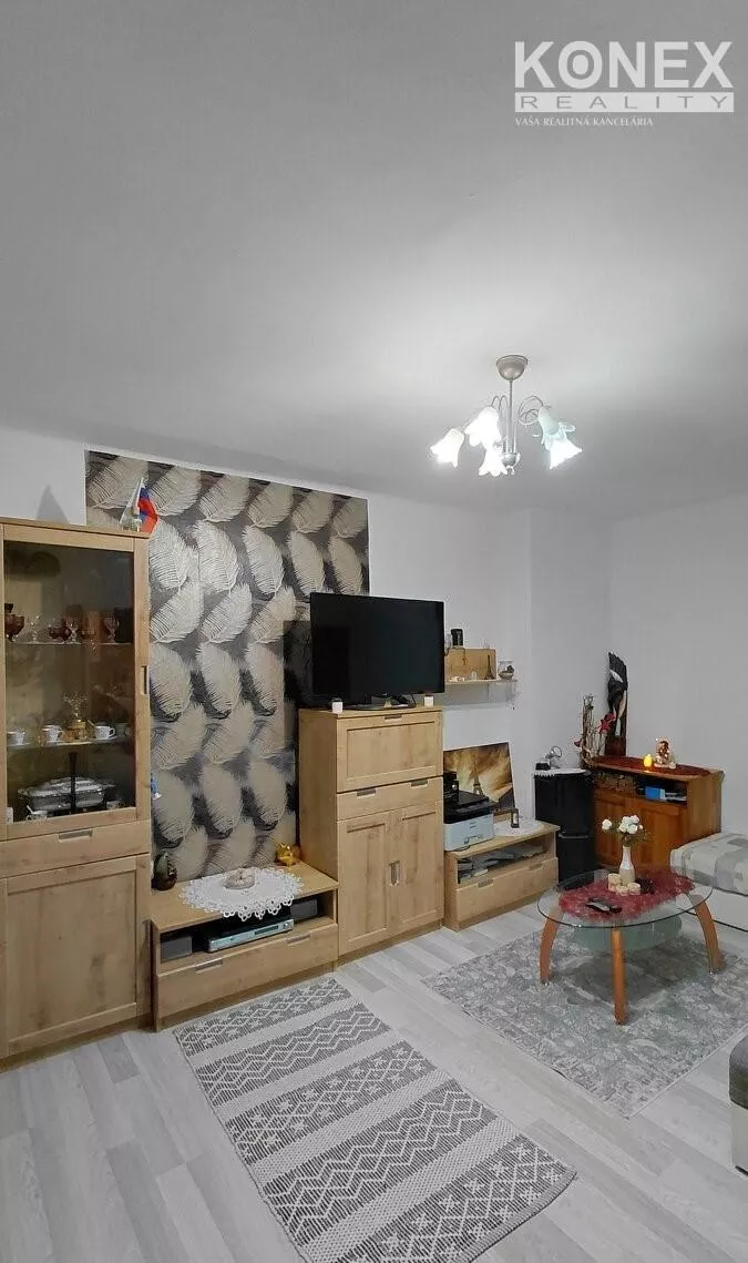 ID-4038 NA PREDAJ 2-izbový byt VEĽKÉ KAPUŠANY, 181283_1