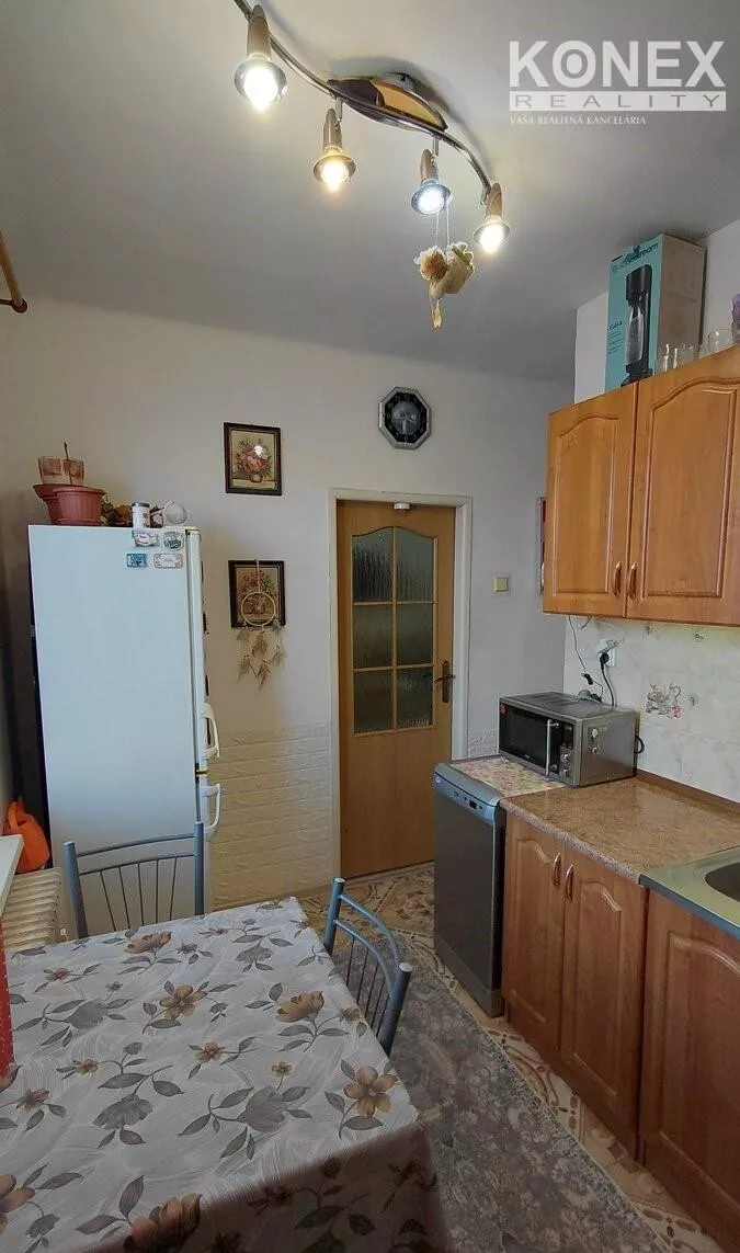 ID-4038 NA PREDAJ 2-izbový byt VEĽKÉ KAPUŠANY, 181283_6