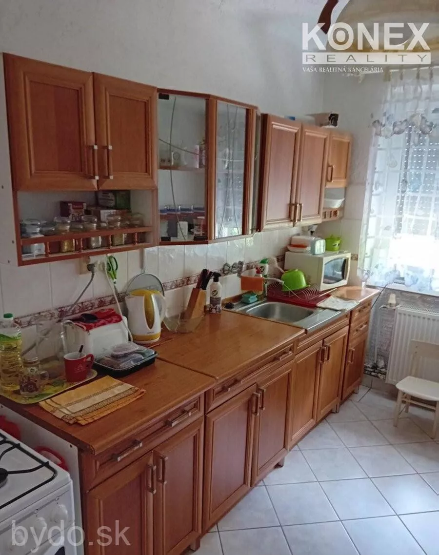 ID-4206 Na predaj 2-izbový byt v centre Čiernej nad Tisou, 182435_0