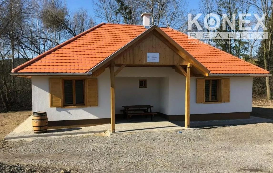 ID-4390 Investičná príležitosť– 4 bytové jednotky s veľkým pozemkom Mikóháza, 183737_0