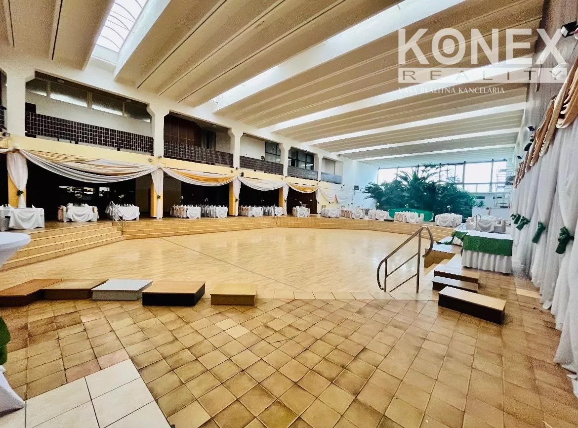 ID-4876 NA PREDAJ multifunkčný objekt - VEĽKÉ KAPUŠANY, 276843_2