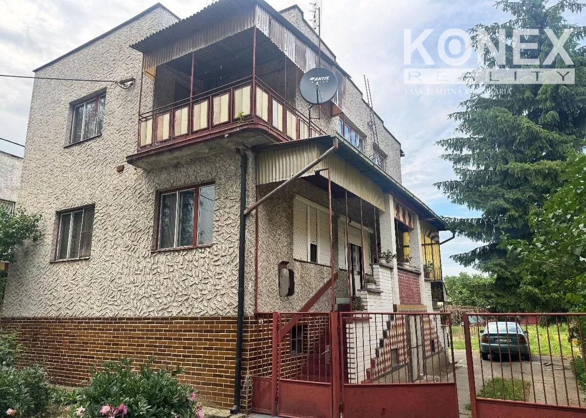 ID-4907 NA PREDAJ Poschodový rodinný dom VEĽKÉ KAPUŠANY, 276989_0