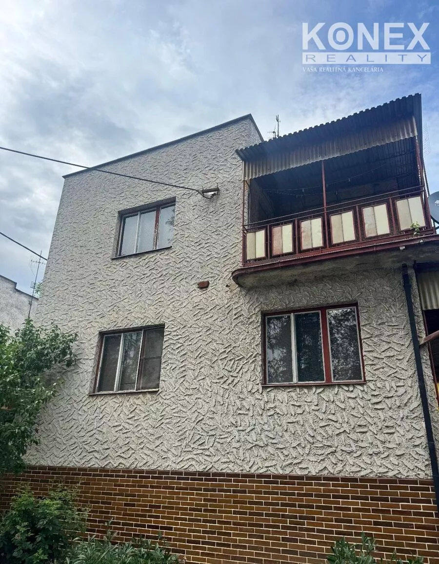 ID-4907 NA PREDAJ Poschodový rodinný dom VEĽKÉ KAPUŠANY, 276989_1