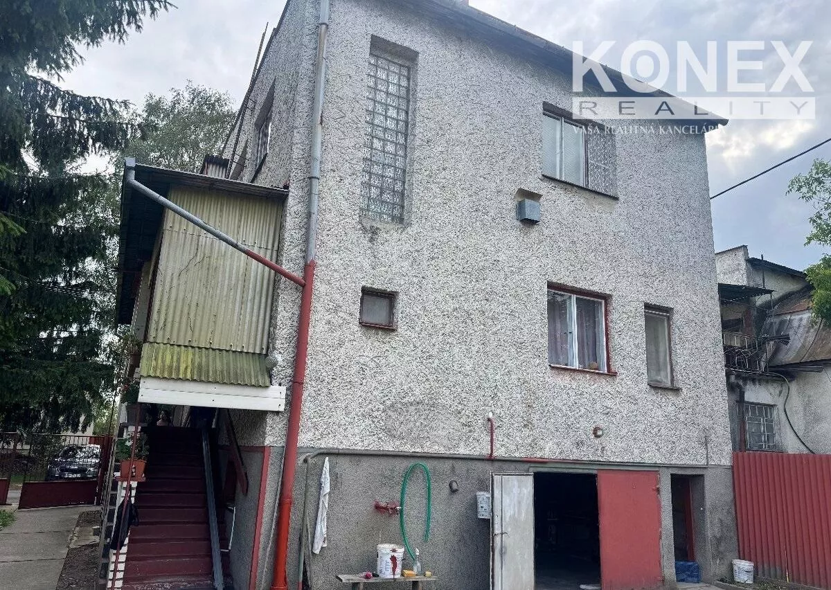 ID-4907 NA PREDAJ Poschodový rodinný dom VEĽKÉ KAPUŠANY, 276989_2