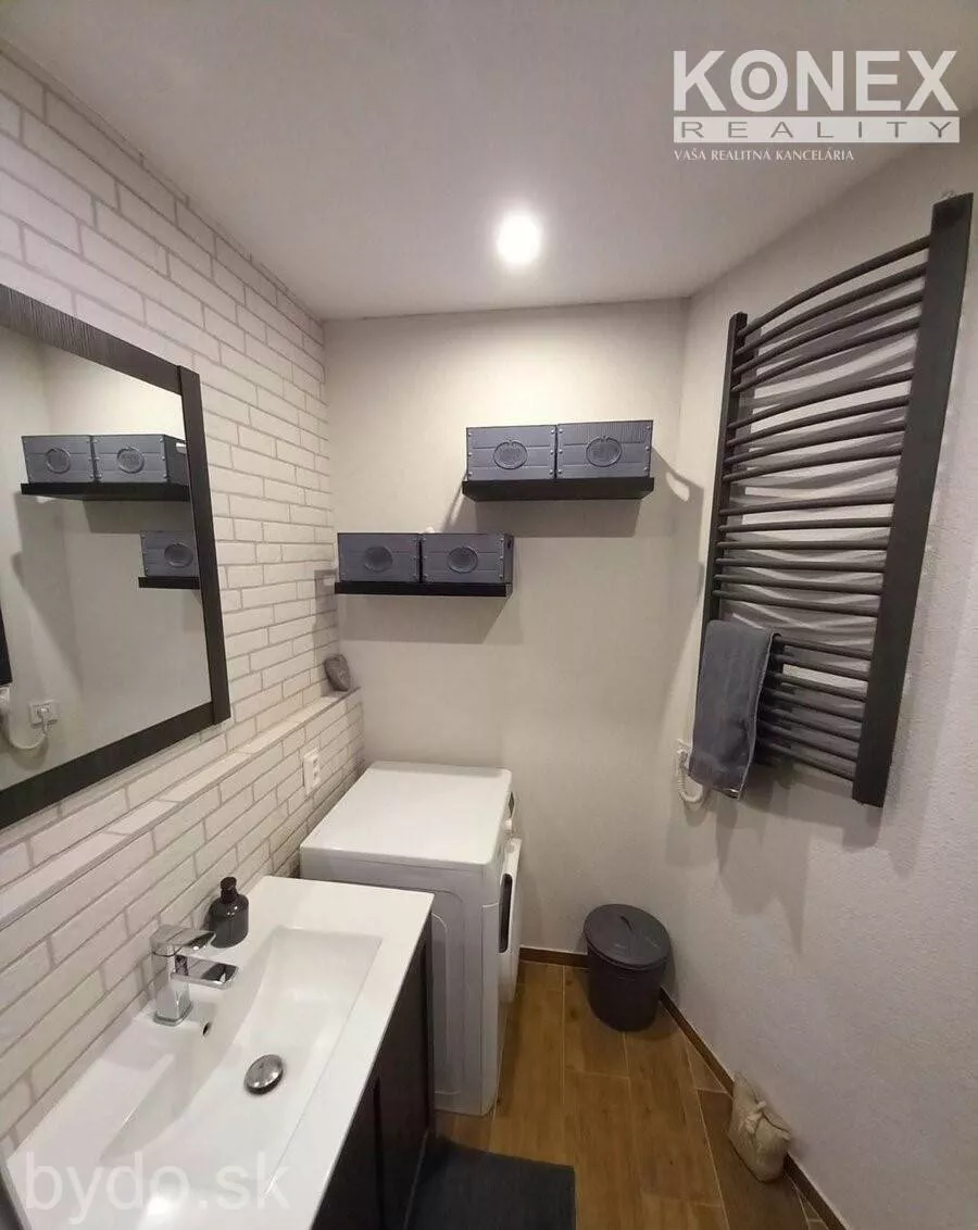 ID-4913 NA PREDAJ zrekonštruovaný 4-izbový byt - MICHALOVCE - VÝCHOD, 277011_8