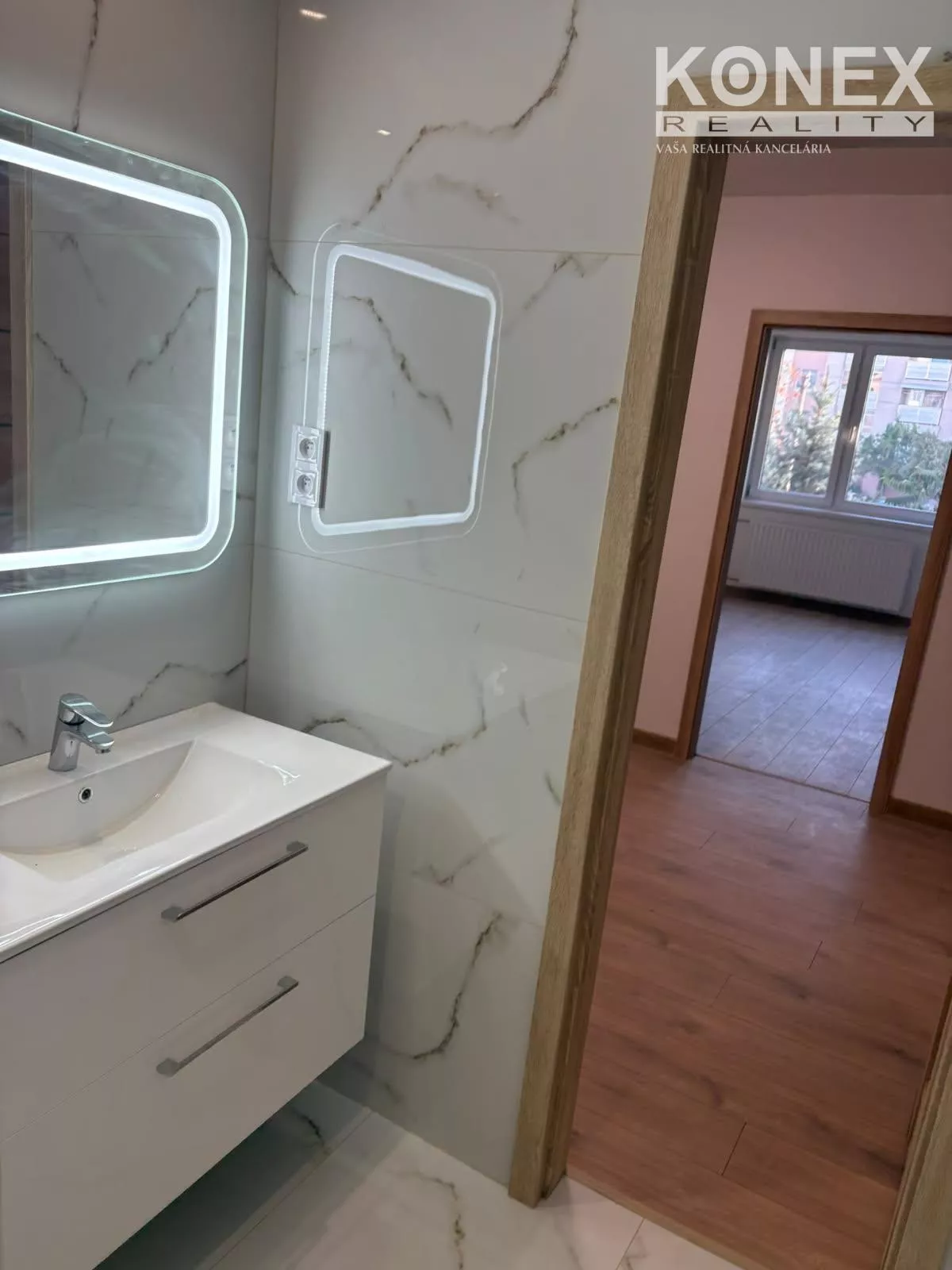 ID-4935 NA PREDAJ Priestranný 3-izbový byt – Veľké Kapušany, 277101_4