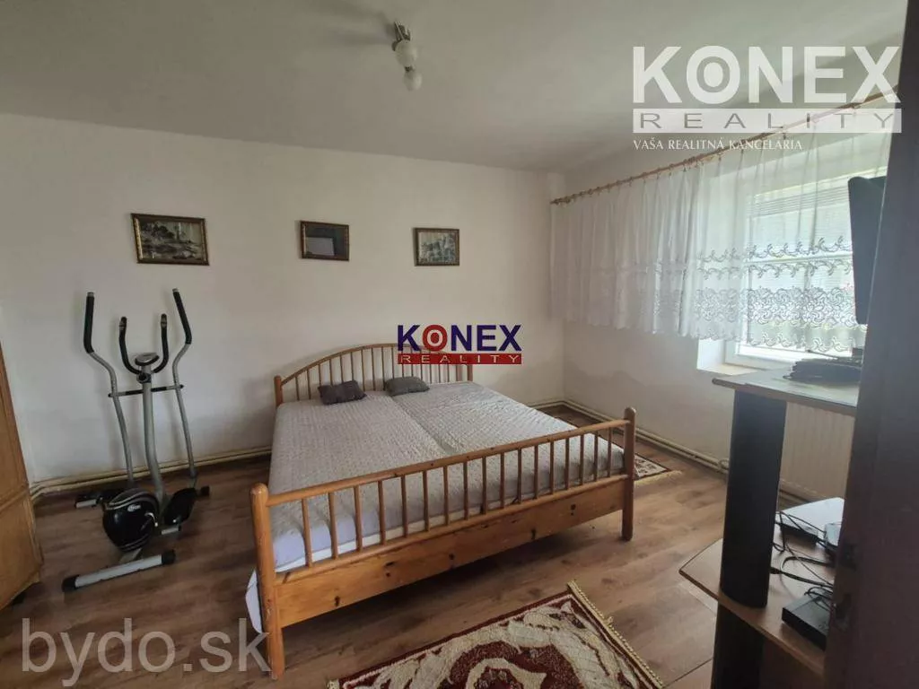 ID-4973 Pekný rodinný dom v meste VEĽKÉ KAPUŠANY – NA PREDAJ, 277329_4