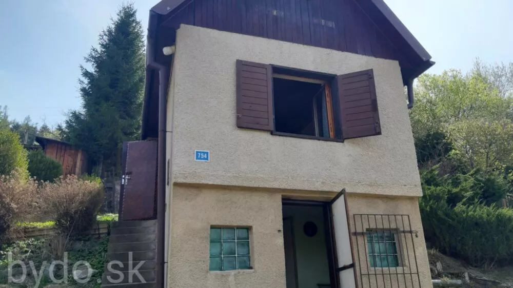 Chata a chalupa na predaj, Spišská Nová Ves, 79567_1