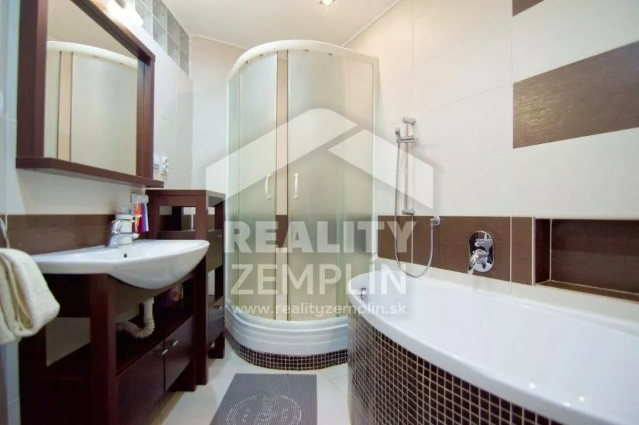 Krásny 4-iz byt po rekonštrukcii, 89358_9