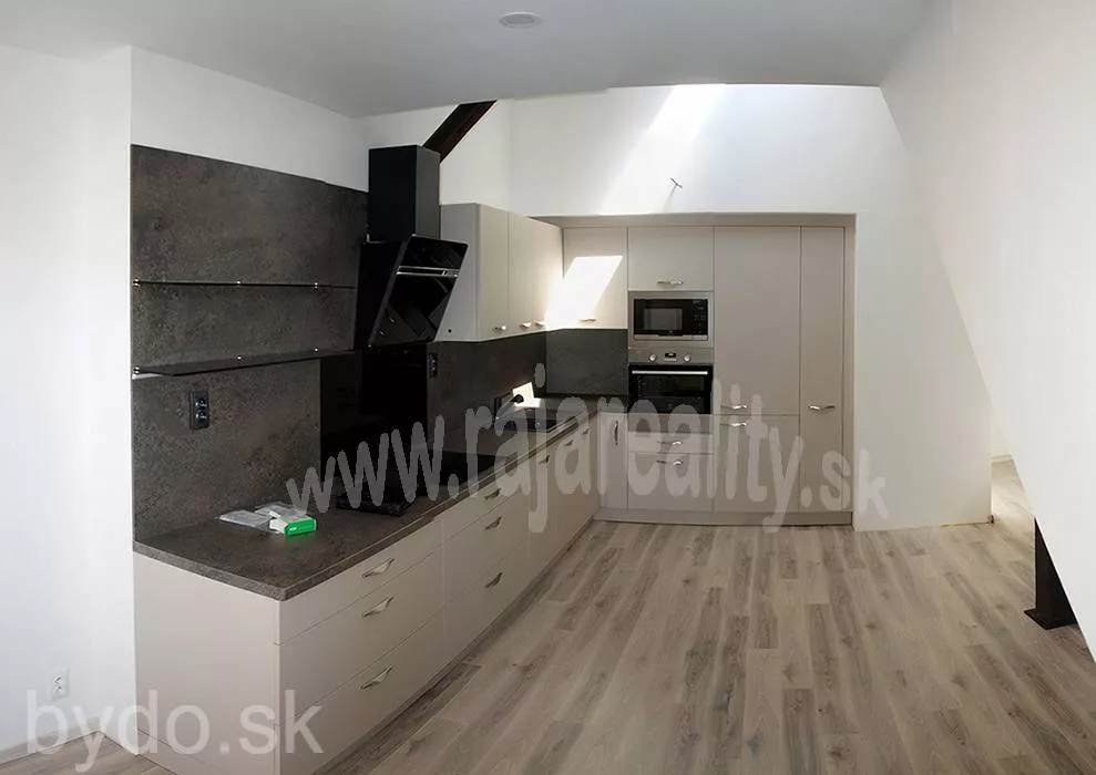 Apartmán na prenájom 160m2, Mäsiarska, Košice, 91085_1