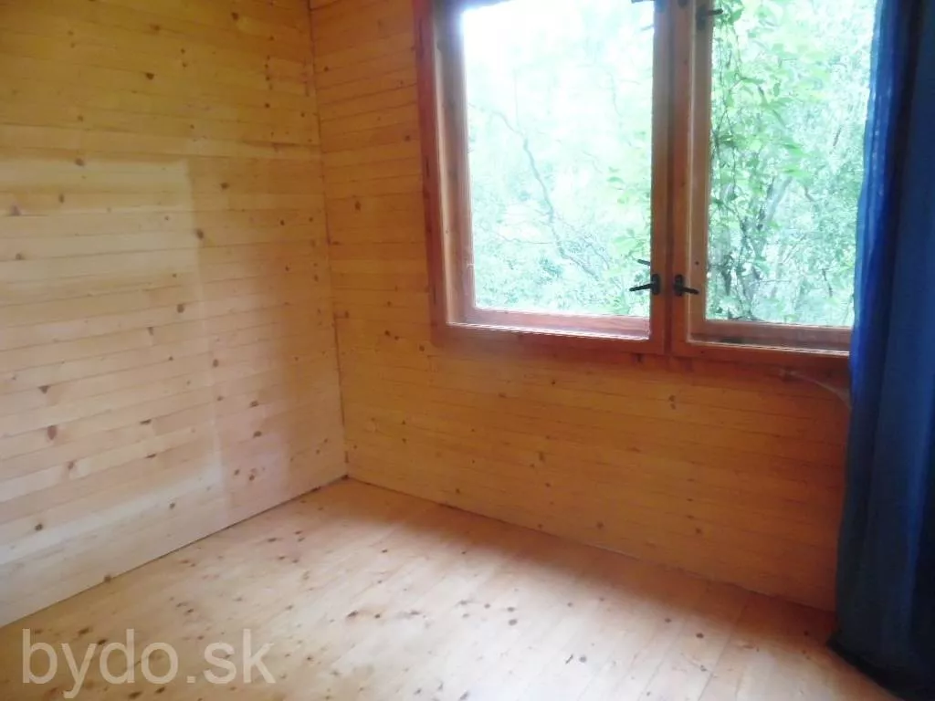 Buzica, rekreačný pozemok s chatkou, 91465_2