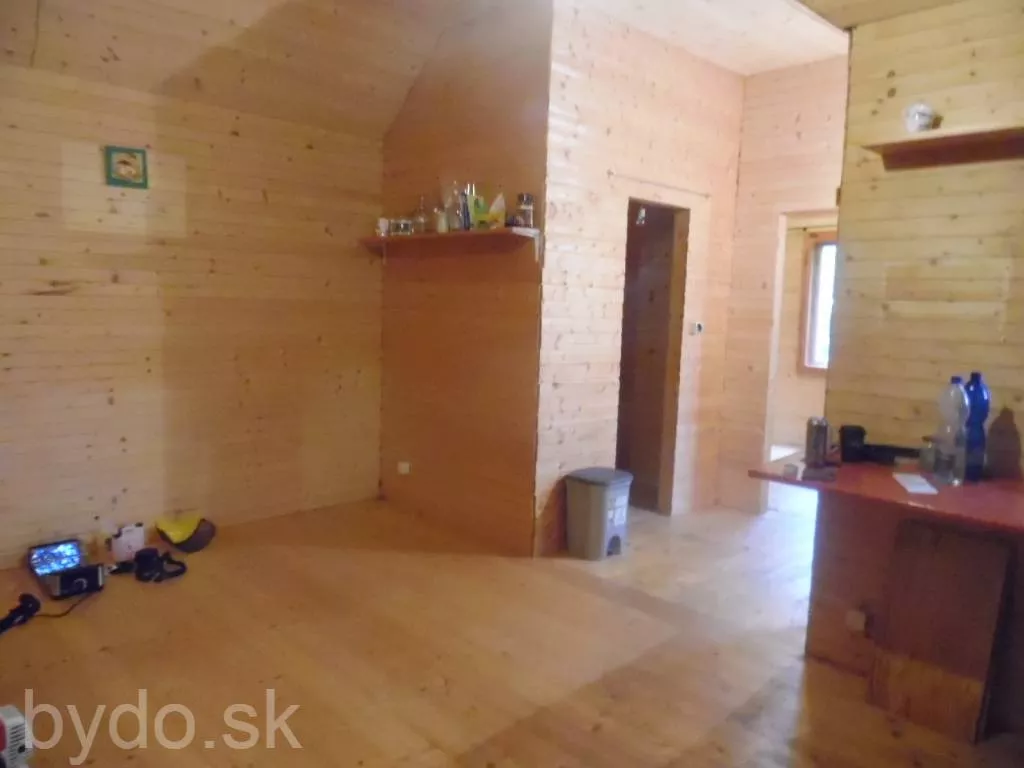 Buzica, rekreačný pozemok s chatkou, 91465_4