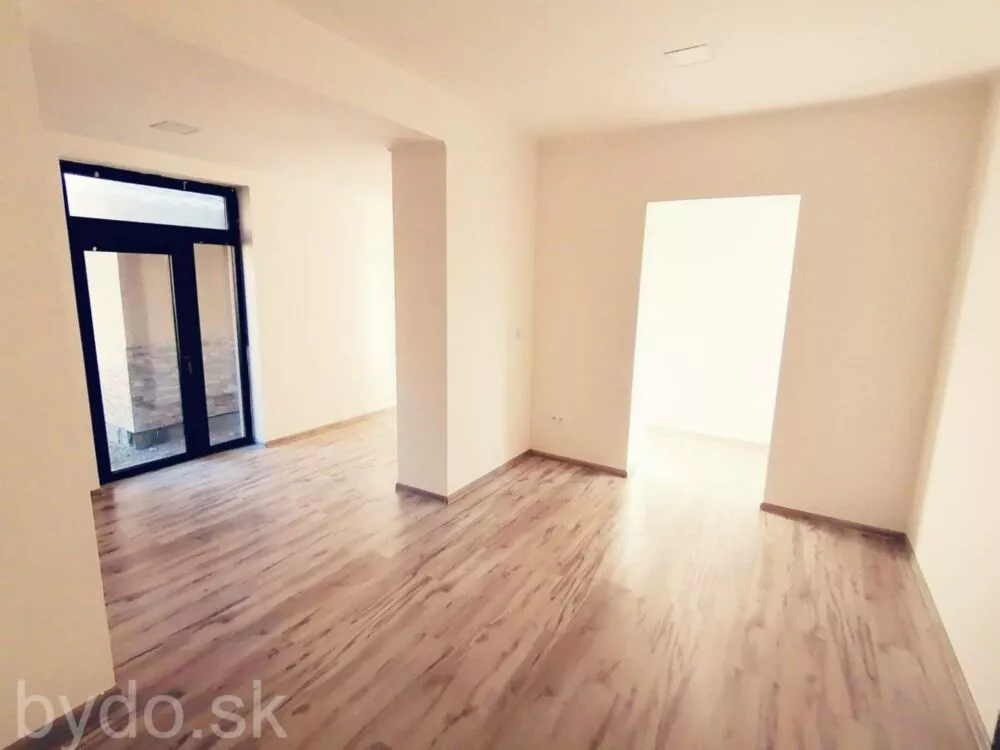 Rodinný dom na predaj 128m2, Plášťovce, 92454_3