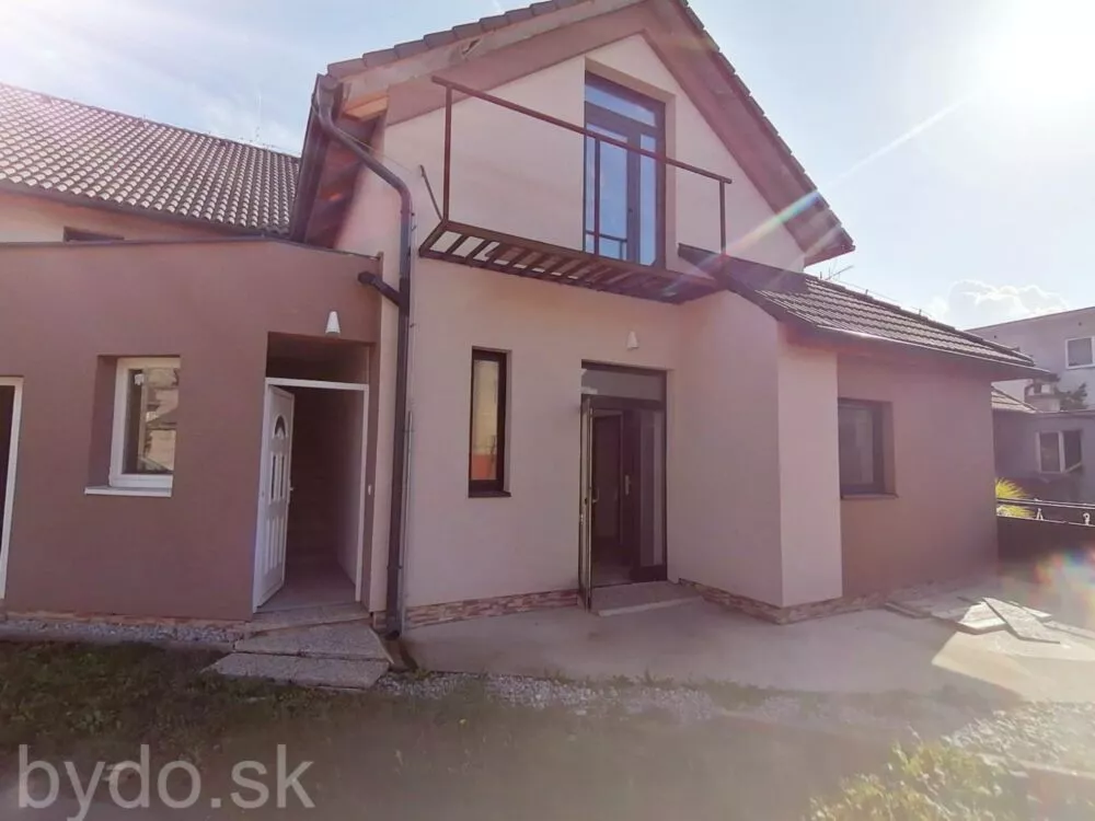 Rodinný dom na predaj 128m2, Plášťovce, 92454_8