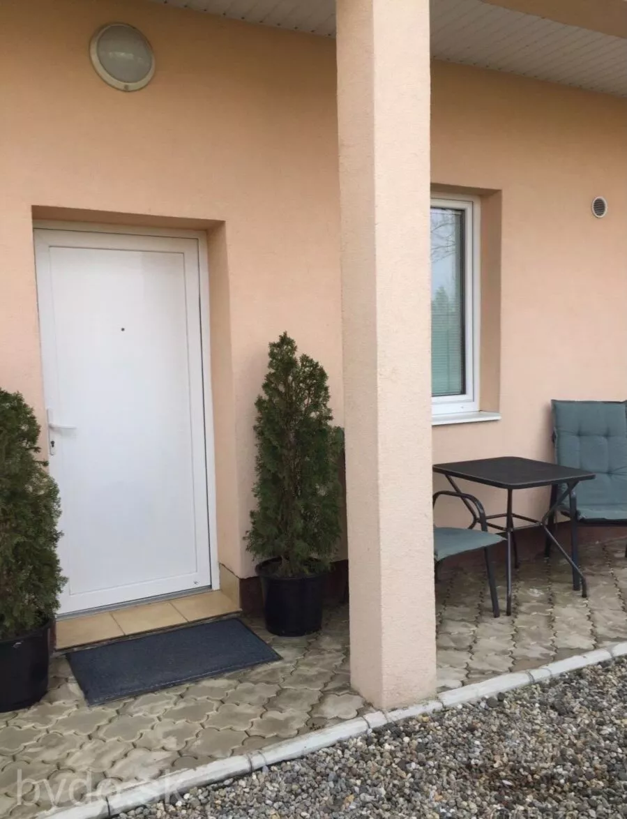 Prenájom nadštandardného 3 izbového bytu v Sobranciach, 95927_6