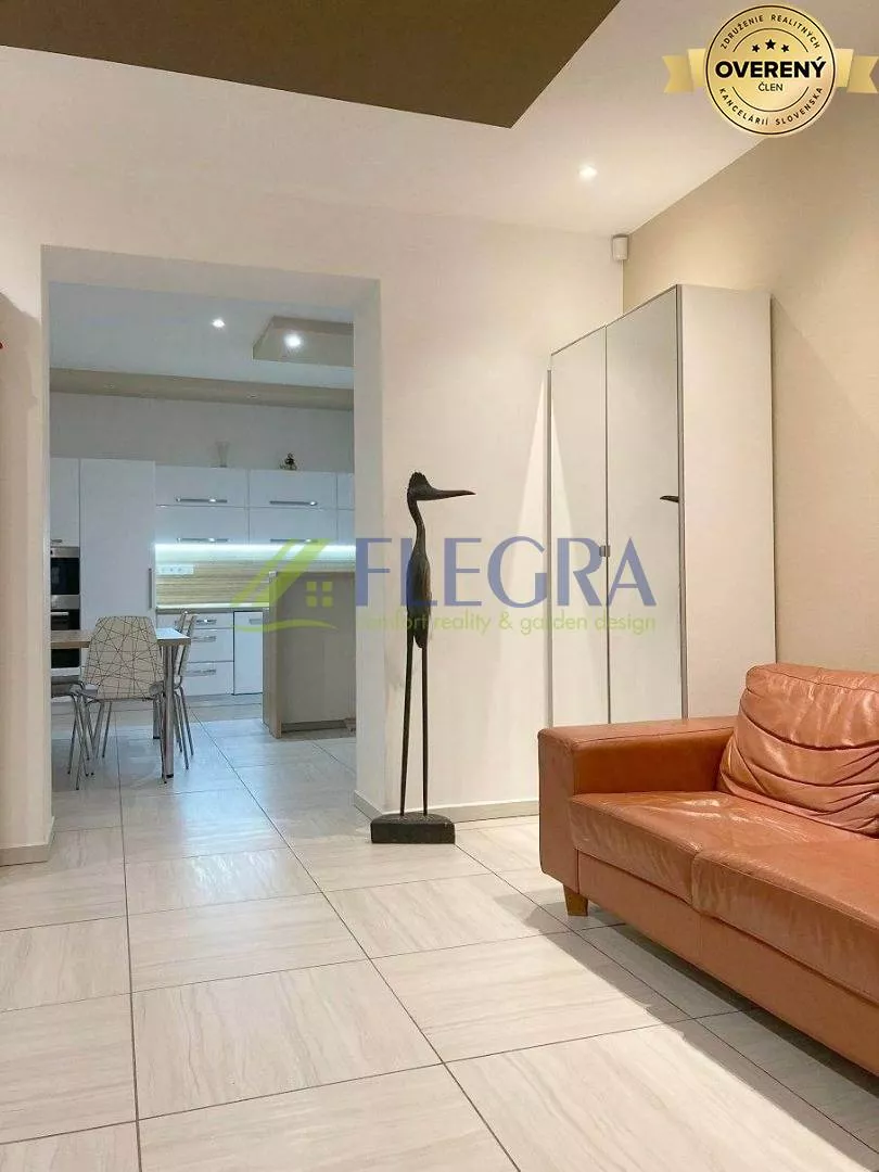 Obchodné priestory na predaj 563m2, Osloboditeľov, Košice - Barca, 100545_9