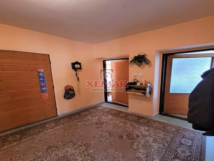 Rodinný dom na predaj 300m2, Banská Bystrica, 111505_1