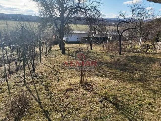 Záhradná chatka na predaj 379m2, Tomášovce, 111813_1