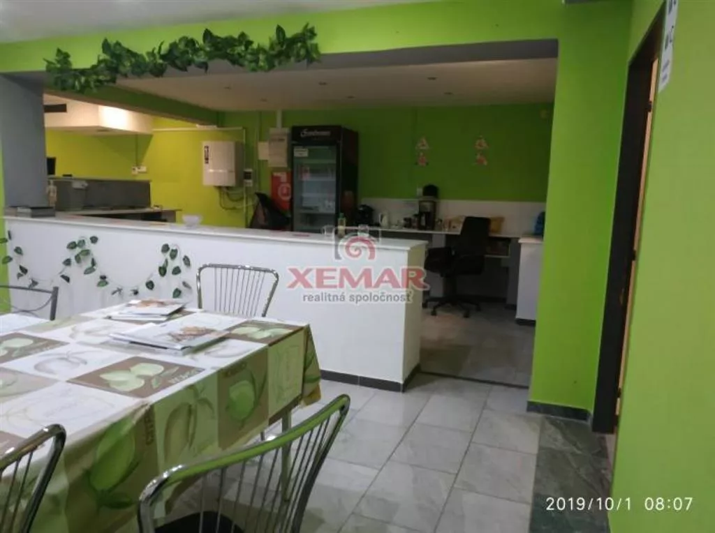 Obchodné priestory na predaj 203m2, Lučenec, 113116_2