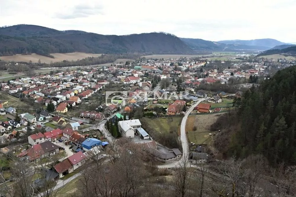 Rodinný dom na predaj 263m2, Banská Bystrica, 113721_2
