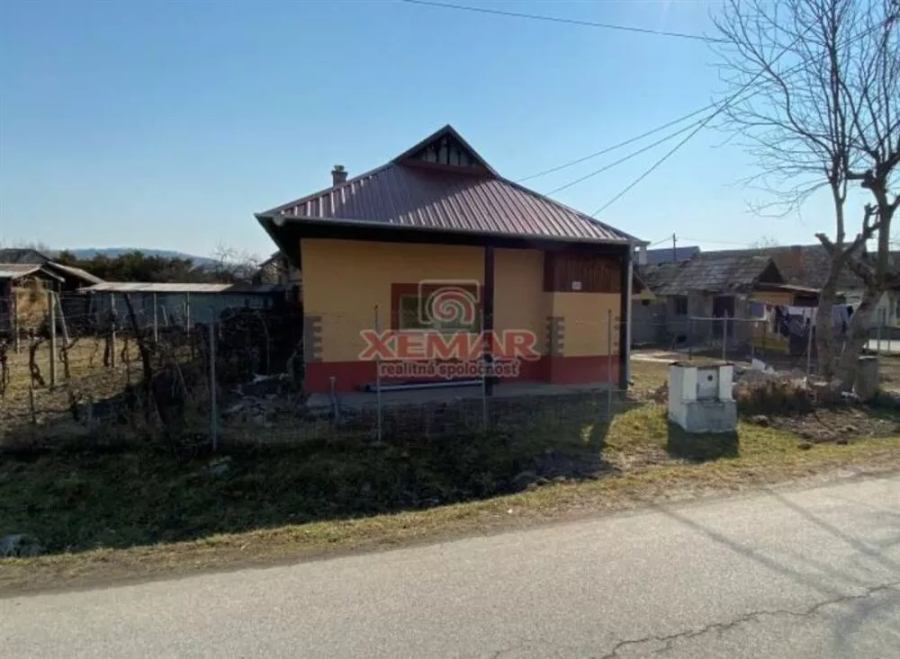 Rodinný dom na predaj 244m2, Sklabiňa, 118505_0