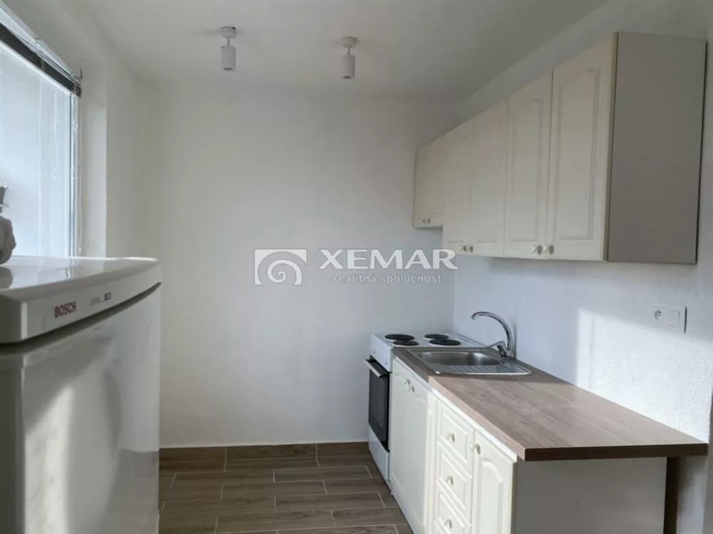 1 izbový byt na prenájom 28m2, Internátna, Banská Bystrica, 121451_2