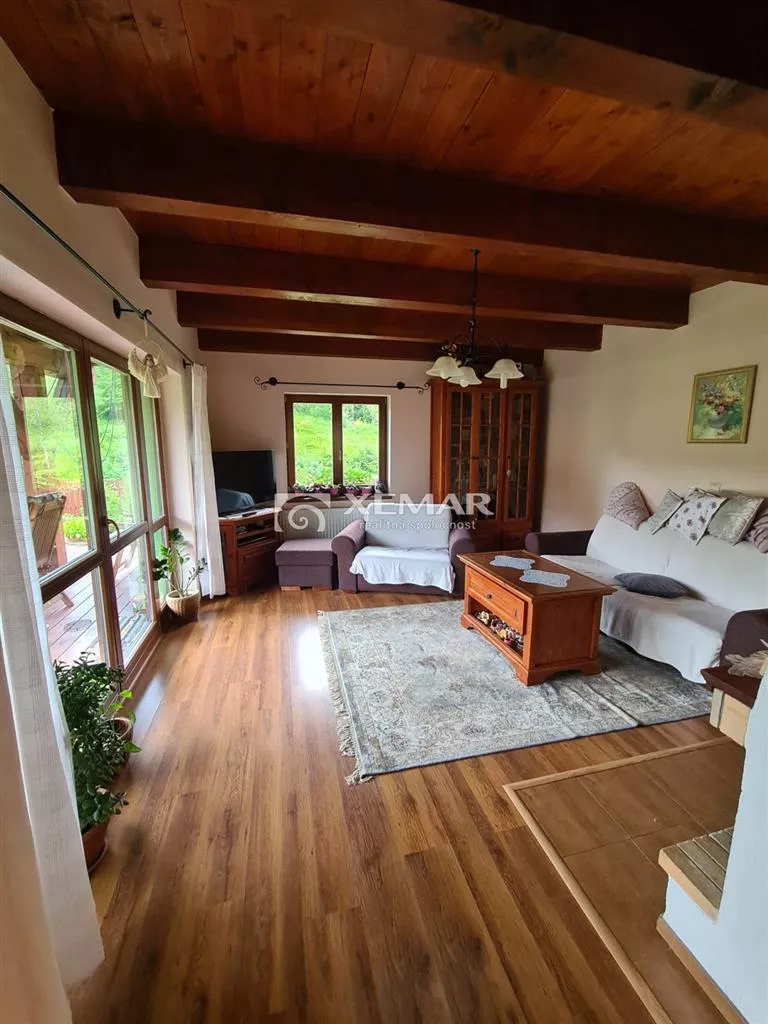 Rodinný dom na predaj 620m2, Tajov, 125335_9