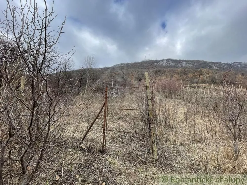 Záhrada na predaj 1751m2, Hrhov, 112334_1