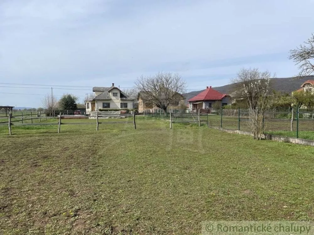 Záhrada na predaj 1070m2, Hosťovce, 125369_1