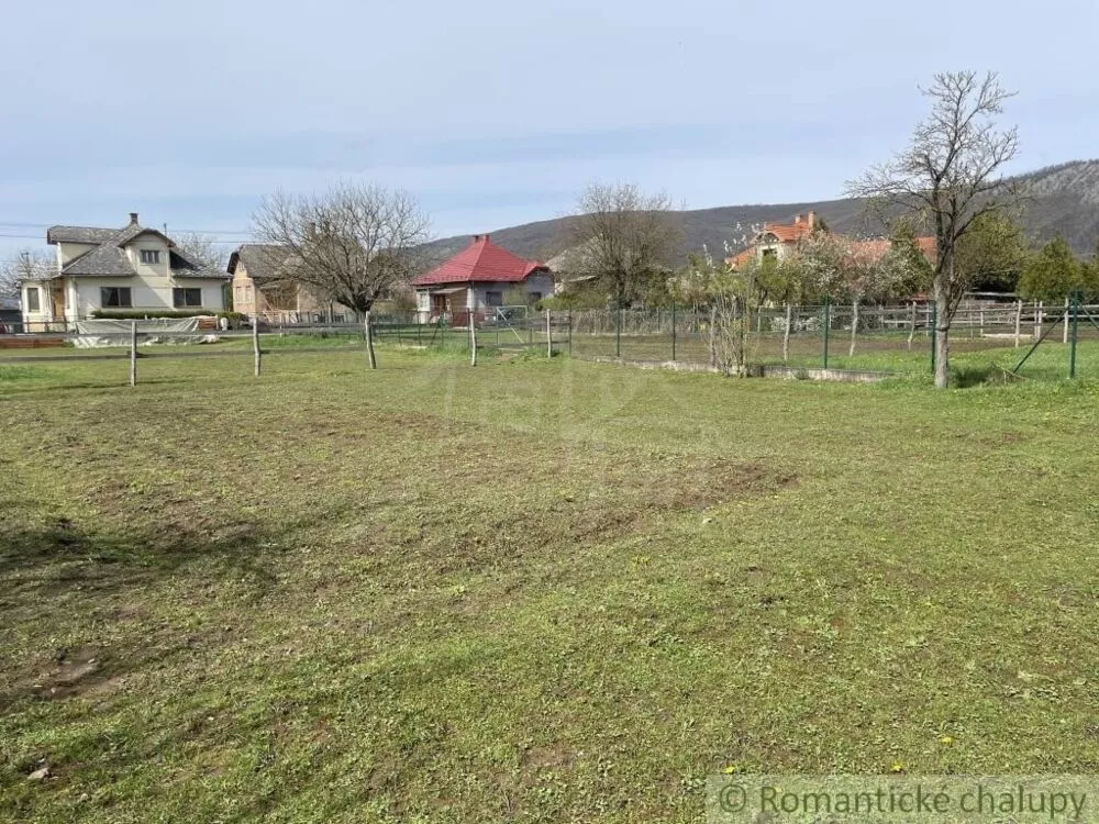 Záhrada na predaj 1070m2, Hosťovce, 125369_2